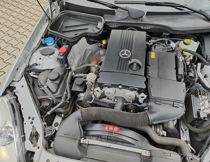 Mercedes-Benz SLK 21