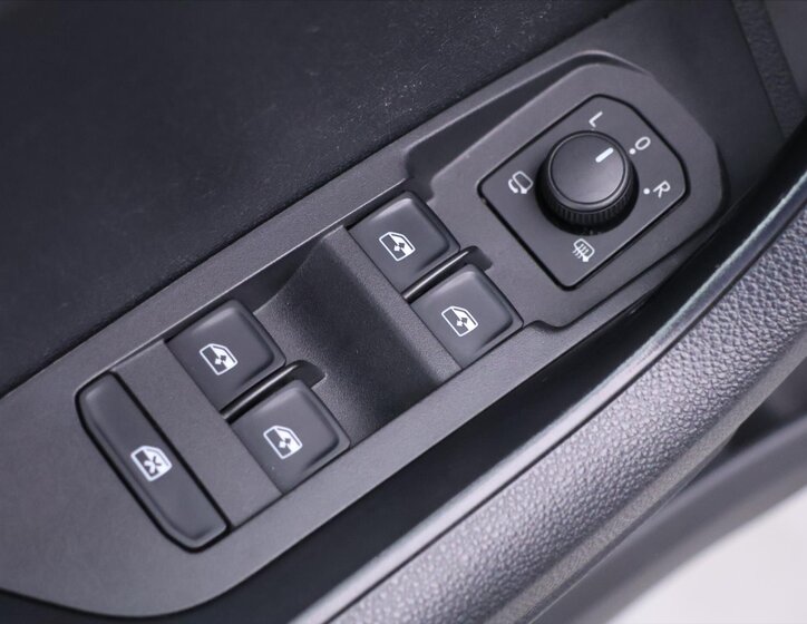 Škoda Karoq SUV 2,0 l 110 kw