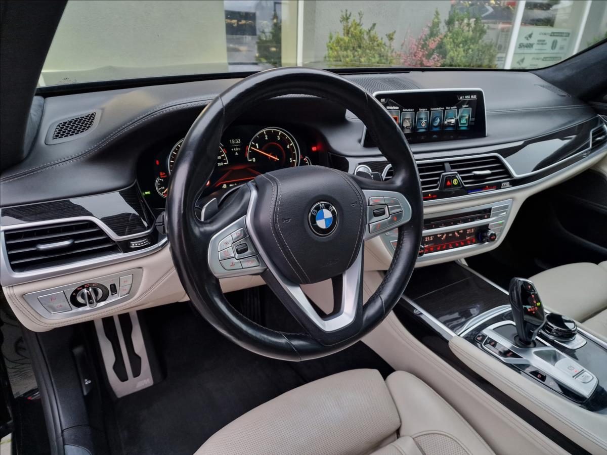 BMW Řada 7