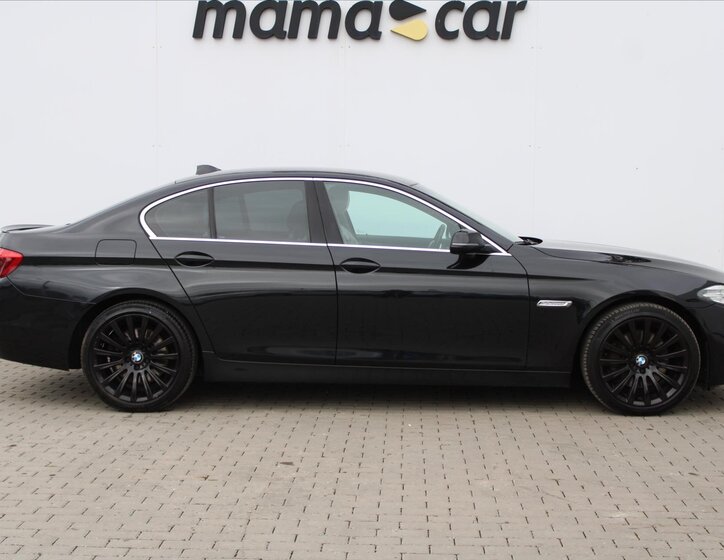 BMW Řada 5 8