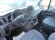 Ford Tourneo Custom 9
