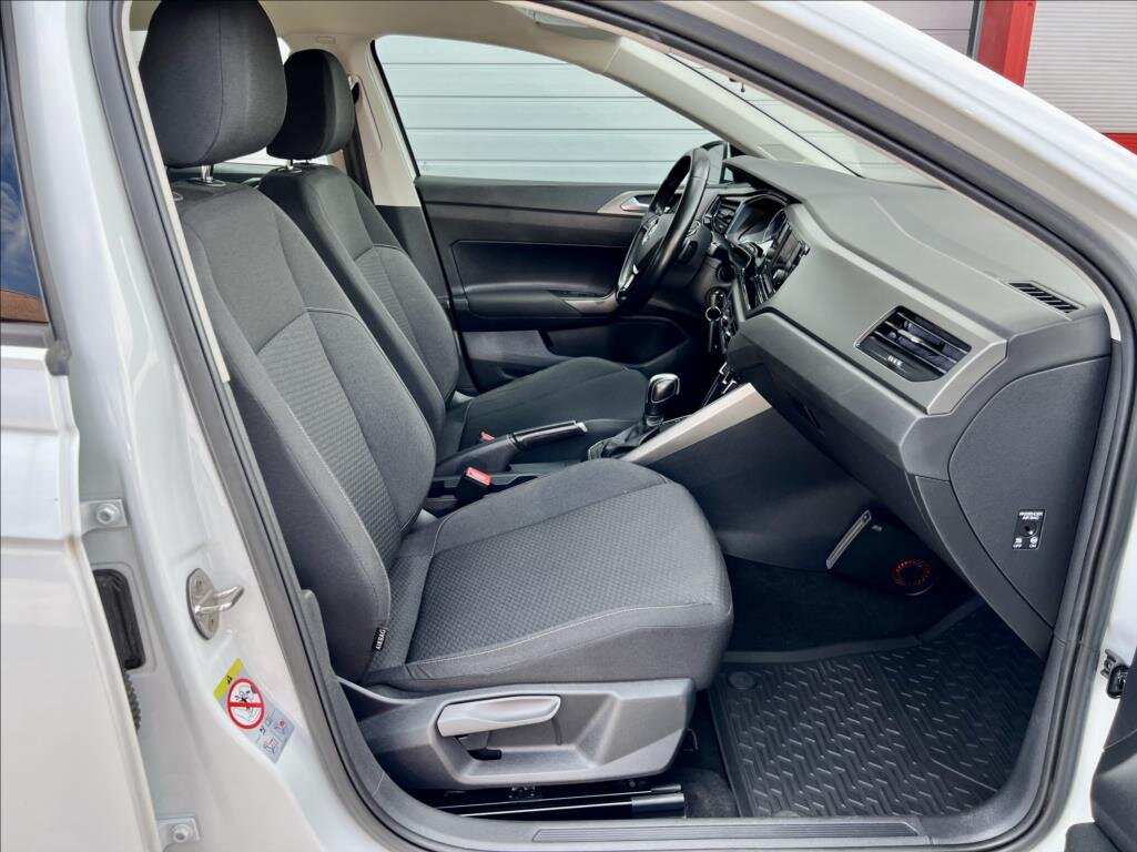 Volkswagen Polo Hatchback 999,0 70 kw