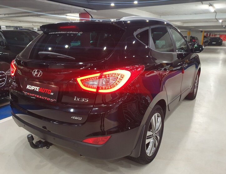 Hyundai ix35 SUV 2,0 l 122 kw