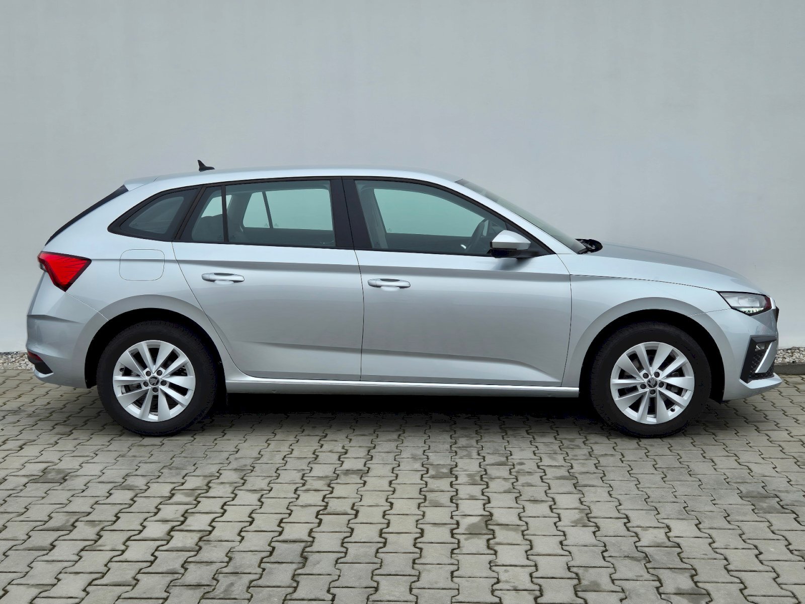 Škoda Scala Hatchback 1,0 l 85 kw