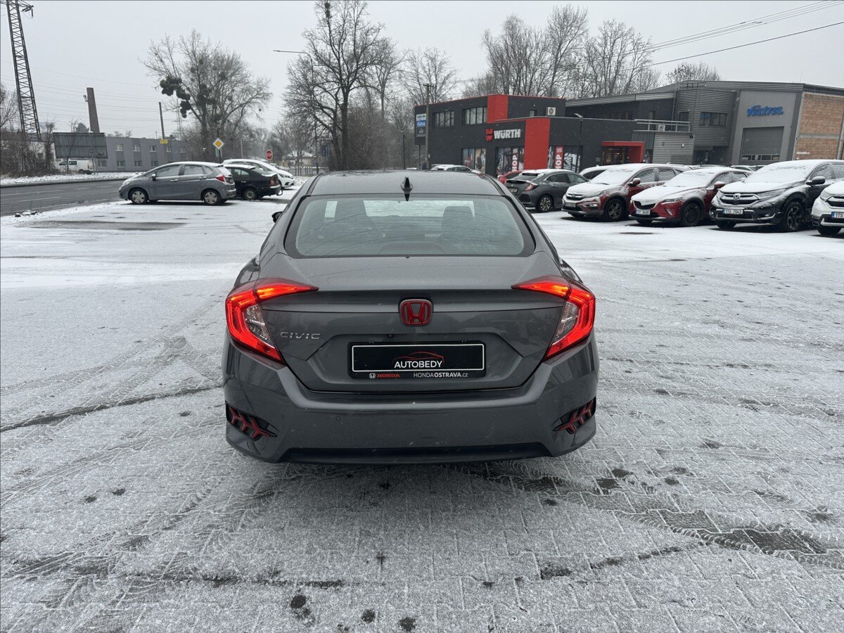 Honda Civic Sedan / Limuzína 1,5 l 134 kw