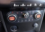 Nissan Qashqai SUV / Terénní 1,5 l 78 kw