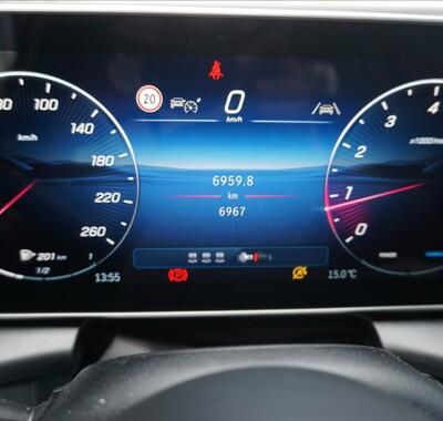 Mercedes-Benz GLC 10