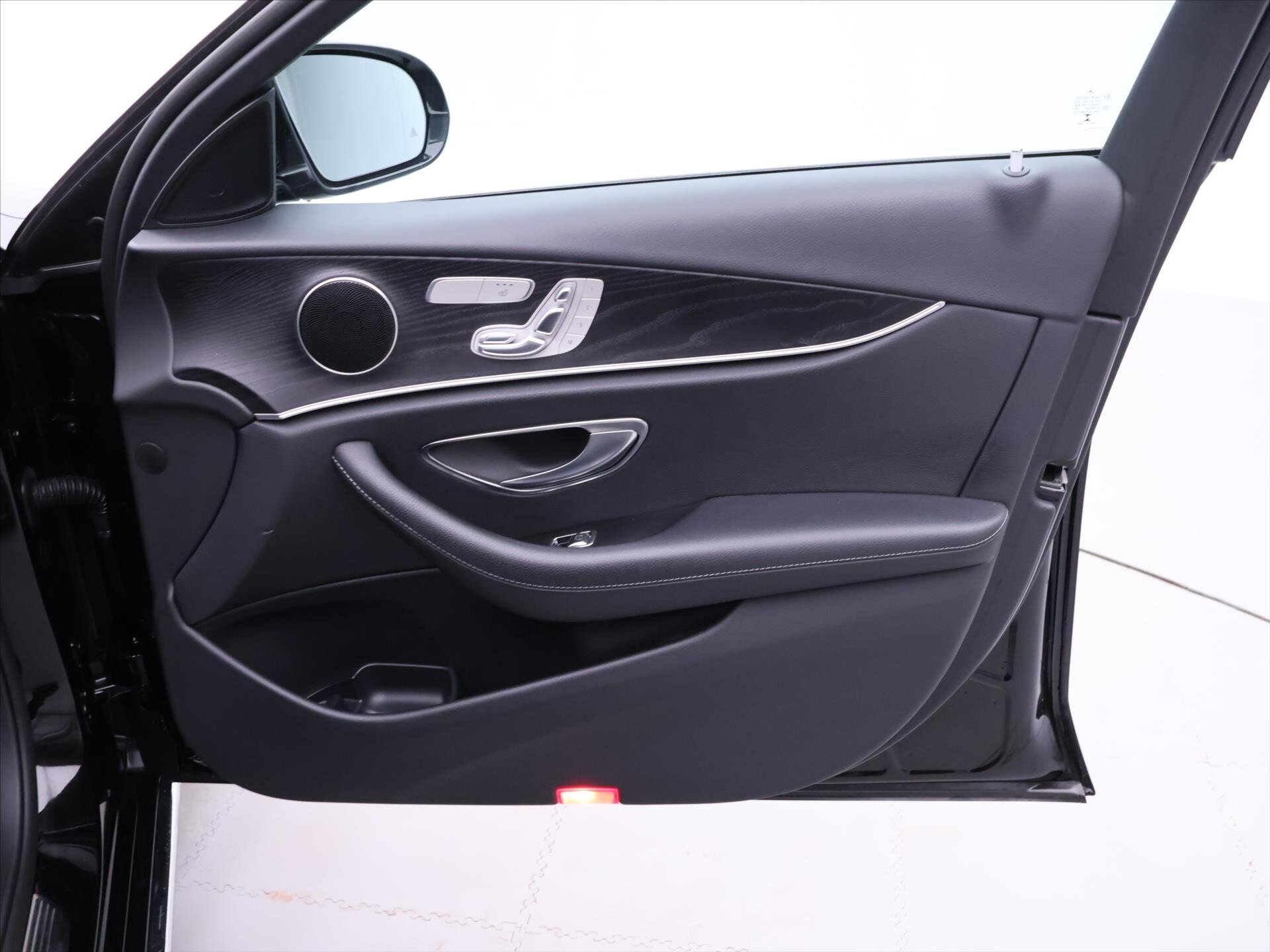 Mercedes-Benz Třídy E Kombi 2,0 l 143 kw