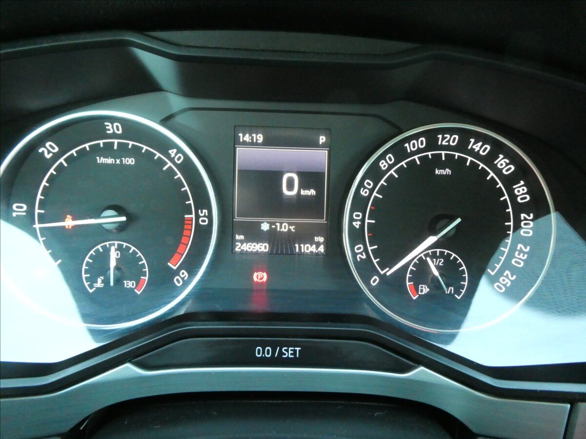 Škoda Superb Kombi 2,0 l 110 kw