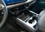 Chevrolet Suburban SUV / Terénní 6,2 l 313 kw