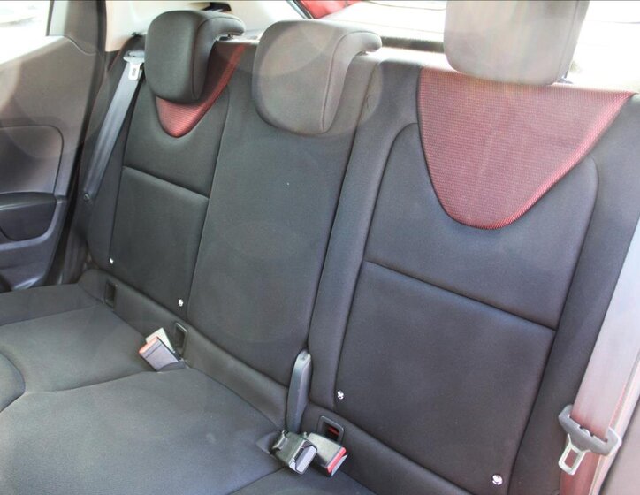 Renault Clio Hatchback 898,0 66 kw