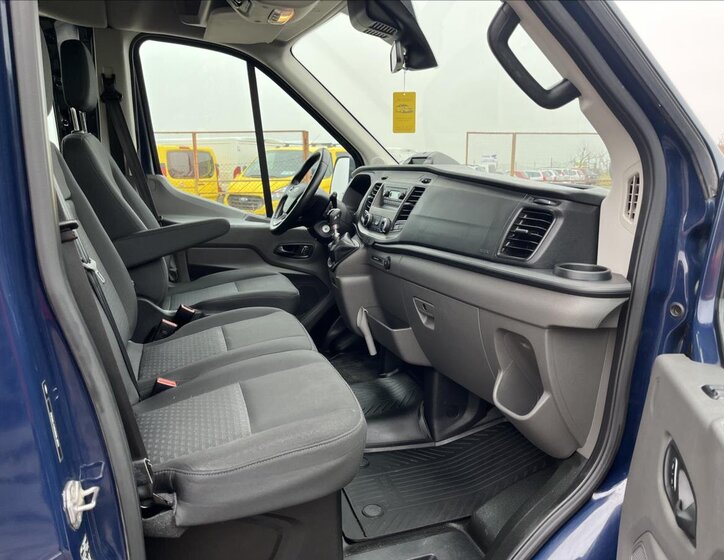 Ford Transit 10