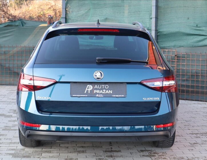 Škoda Superb Kombi 2,0 l 110 kw