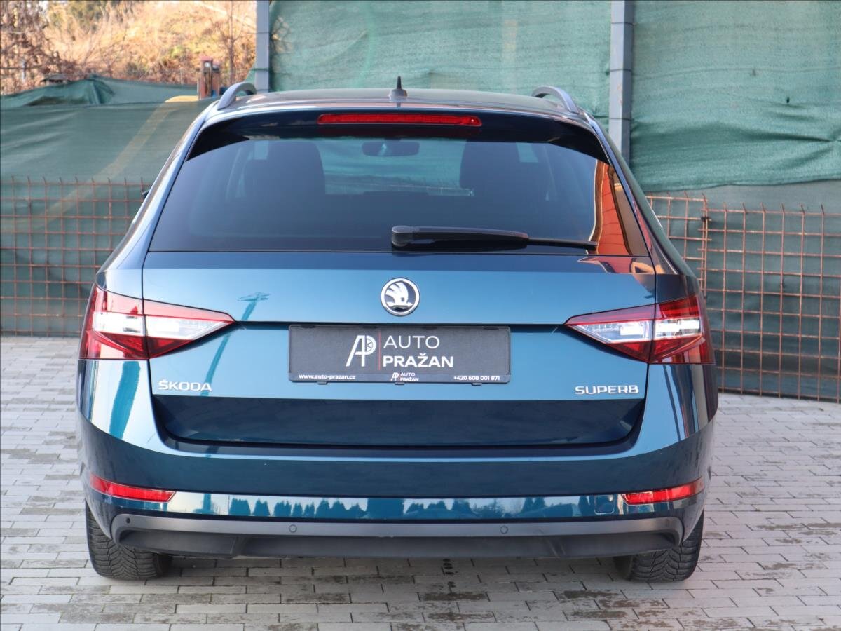 Škoda Superb Kombi 2,0 l 110 kw
