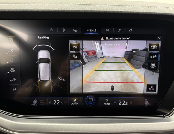 Volkswagen Touareg 29