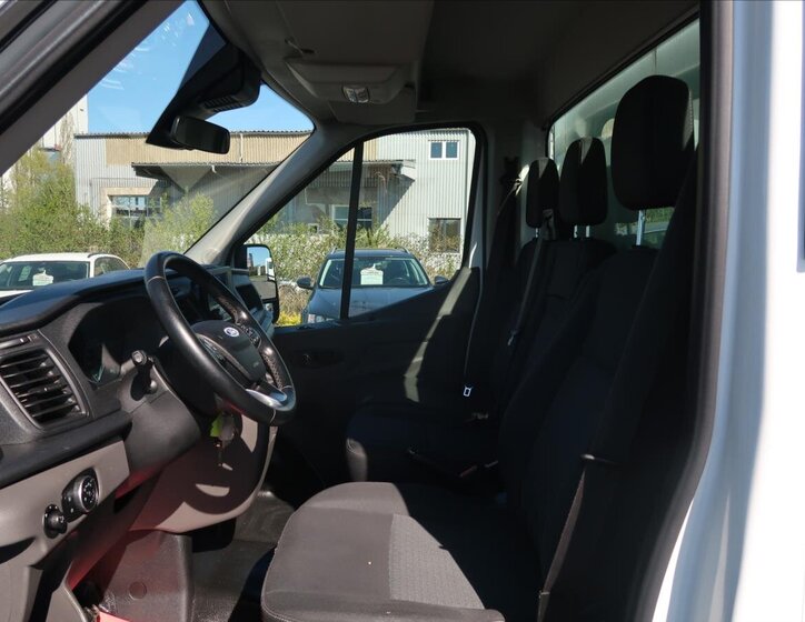 Ford Transit Sklápěč 2,0 l 125 kw