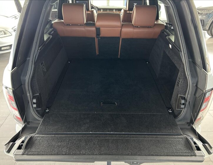 Land Rover Range Rover SUV / Terénní 3,0 l 190 kw
