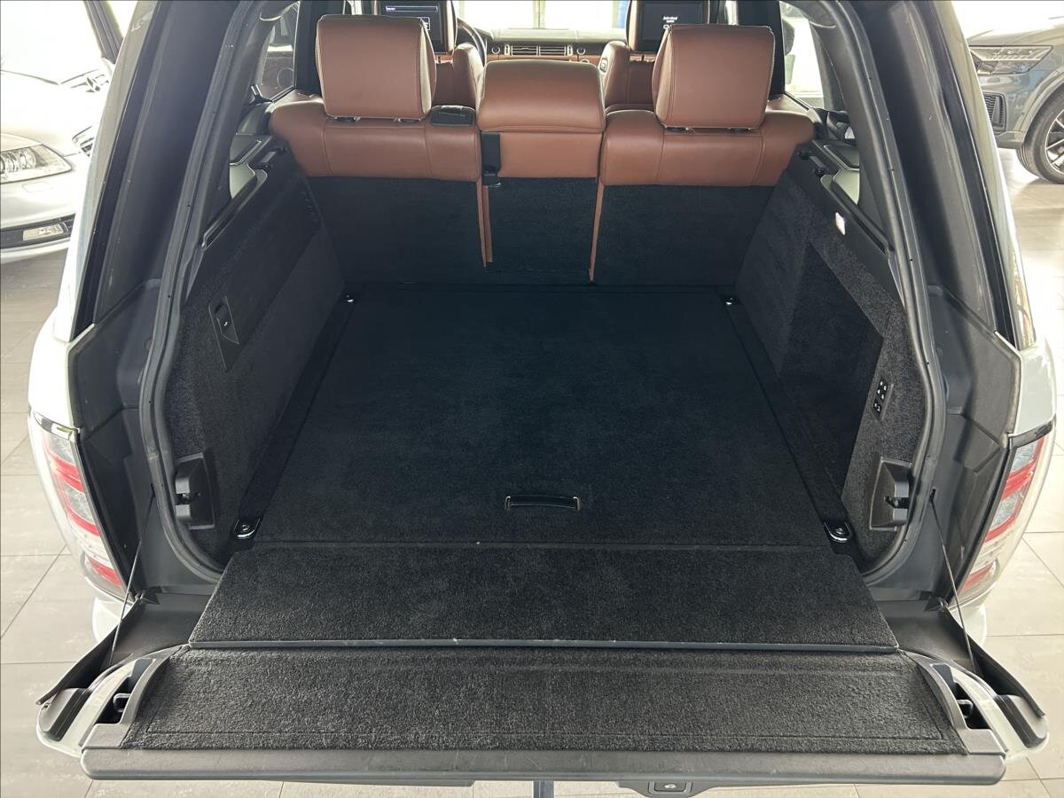 Land Rover Range Rover SUV / Terénní 3,0 l 190 kw