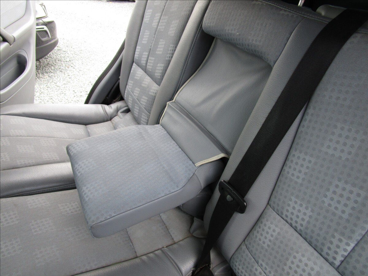 Mercedes-Benz Třídy M Kombi 2,7 l 120 kw