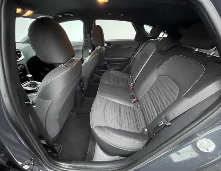 KIA ProCeed Kombi 1,5 l 118 kw