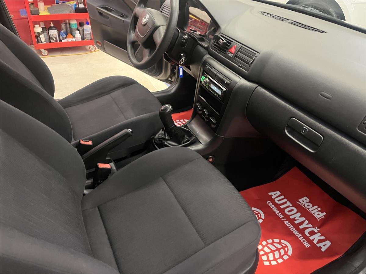 Škoda Octavia Liftback 1,6 l 75 kw