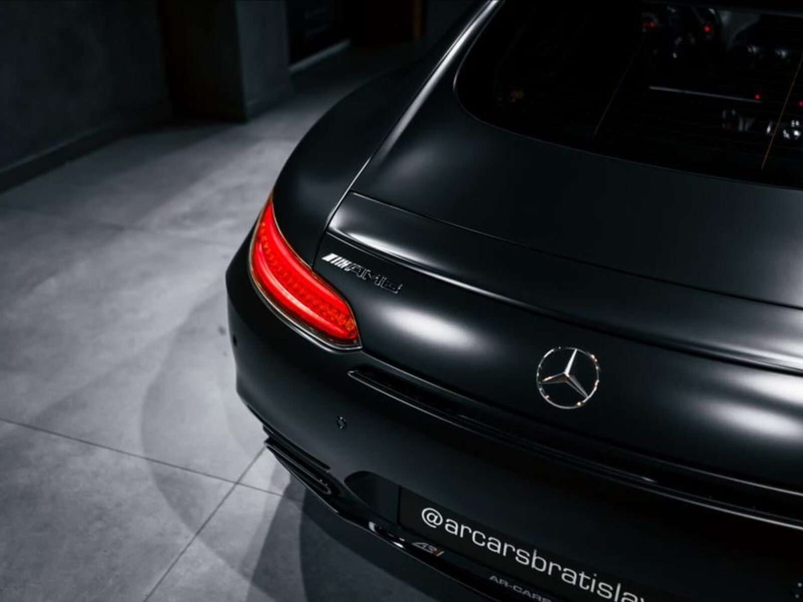 Mercedes-Benz AMG GT 13