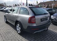 Škoda Octavia Kombi 2,0 l 103 kw