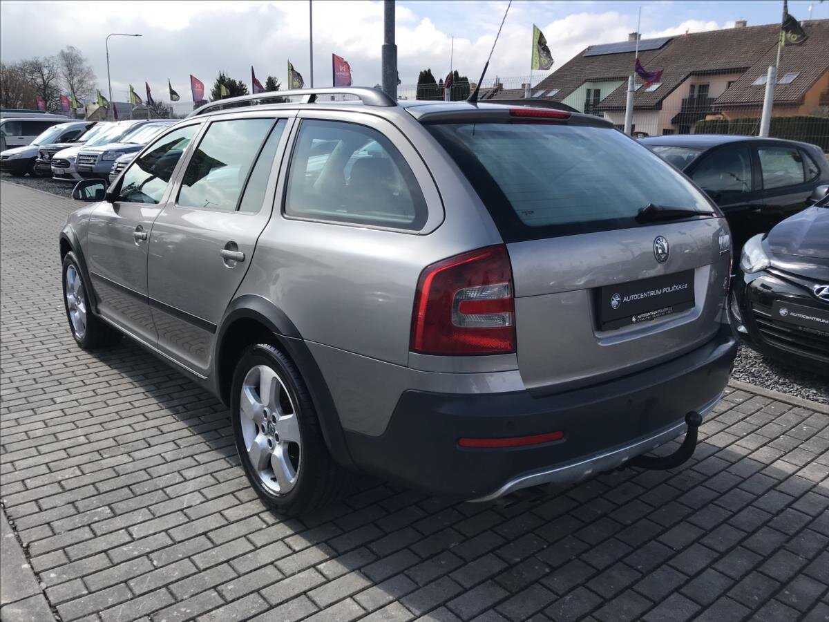 Škoda Octavia Kombi 2,0 l 103 kw