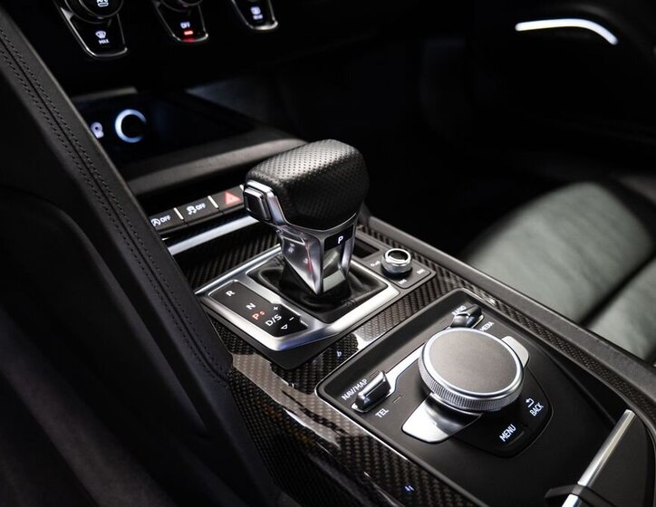 Audi R8 Kupé 5,2 l 456 kw