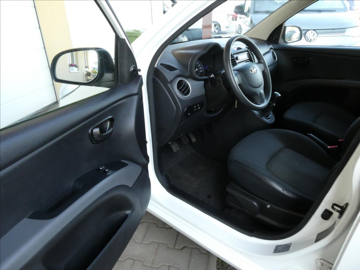 Hyundai i10 Hatchback 1,1 l 51 kw