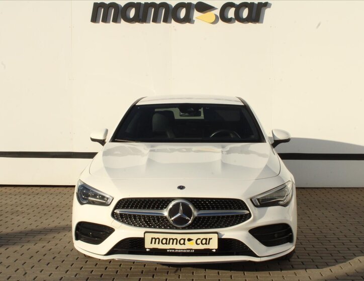 Mercedes-Benz CLA Sedan 2,0 l 140 kw