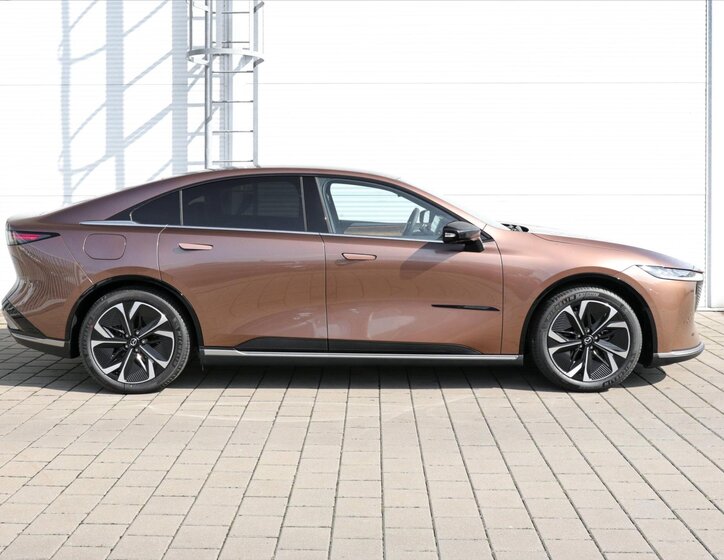 Mazda 6e Sedan 0,0 180 kw