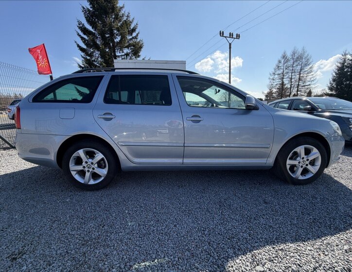Škoda Octavia Kombi 1,2 l 77 kw