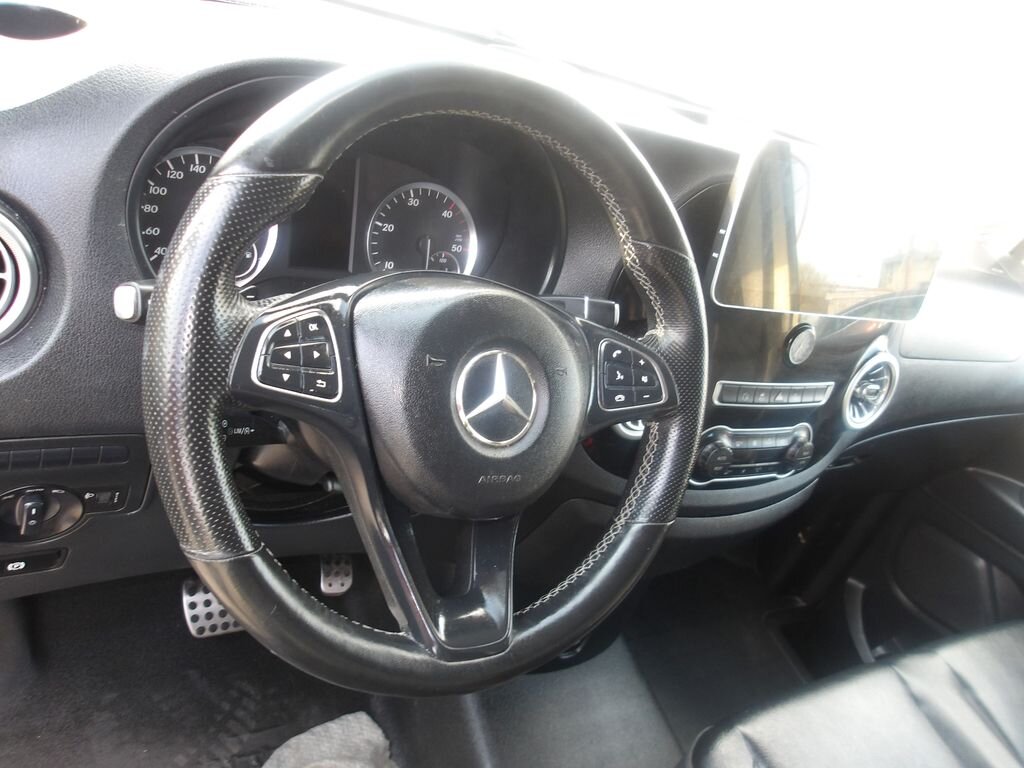 Mercedes-Benz Vito Kombi 2,1 l 120 kw