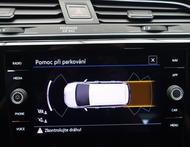 Volkswagen Touran 13