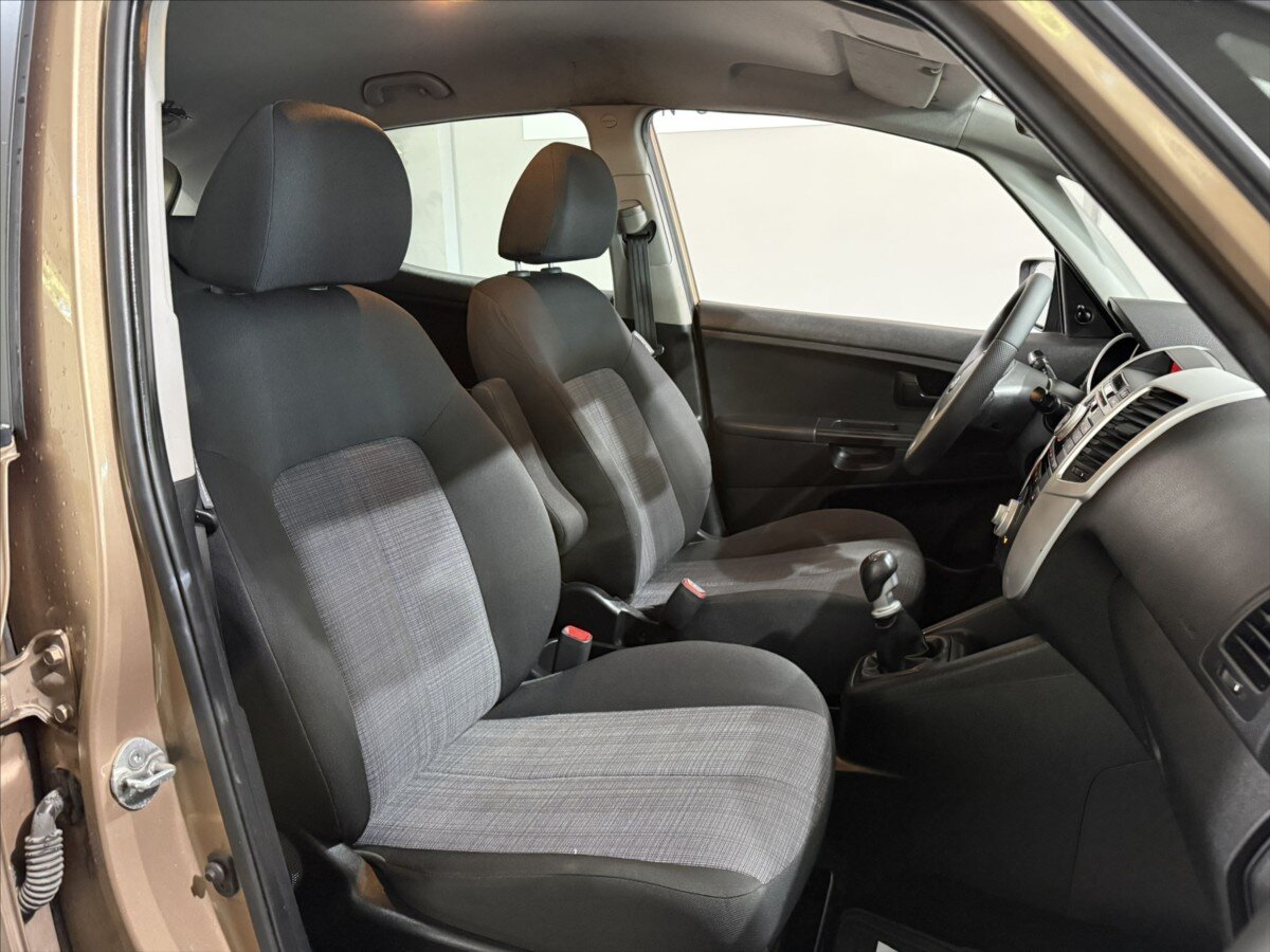 KIA Venga MPV 1,4 l 66 kw