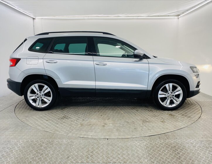Škoda Karoq SUV / Terénní 2,0 l 110 kw