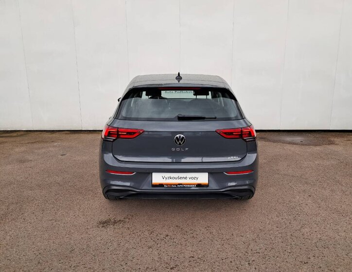 Volkswagen Golf Hatchback 999,0 81 kw