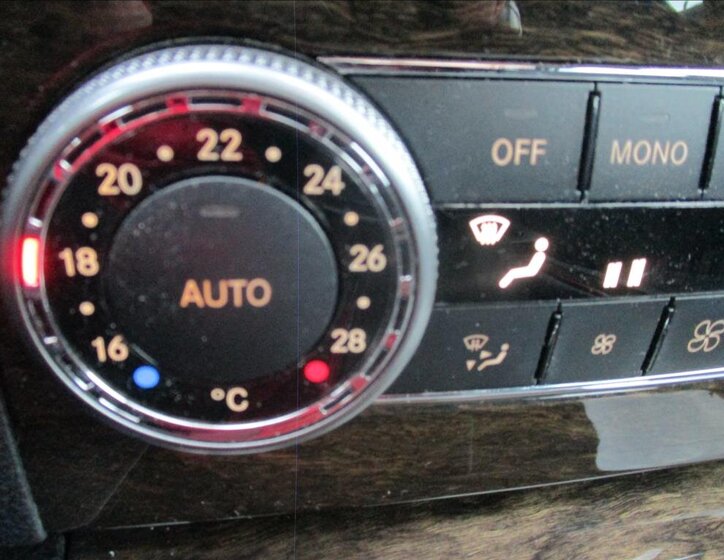 Mercedes-Benz Třídy C Sedan / Limuzína 1,8 l 115 kw