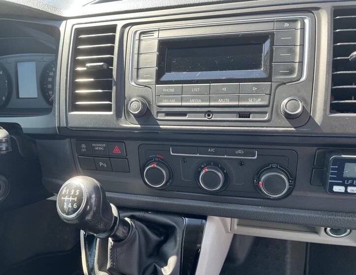 Volkswagen Transporter Kombi 2,0 l 110 kw
