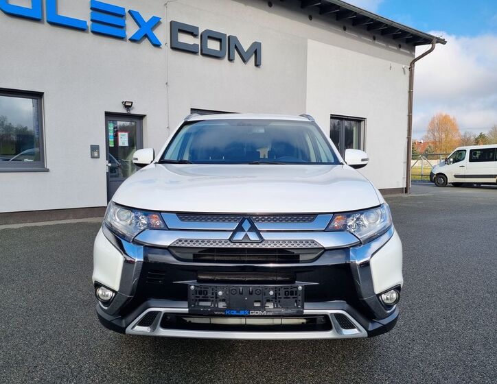 Mitsubishi Outlander 8
