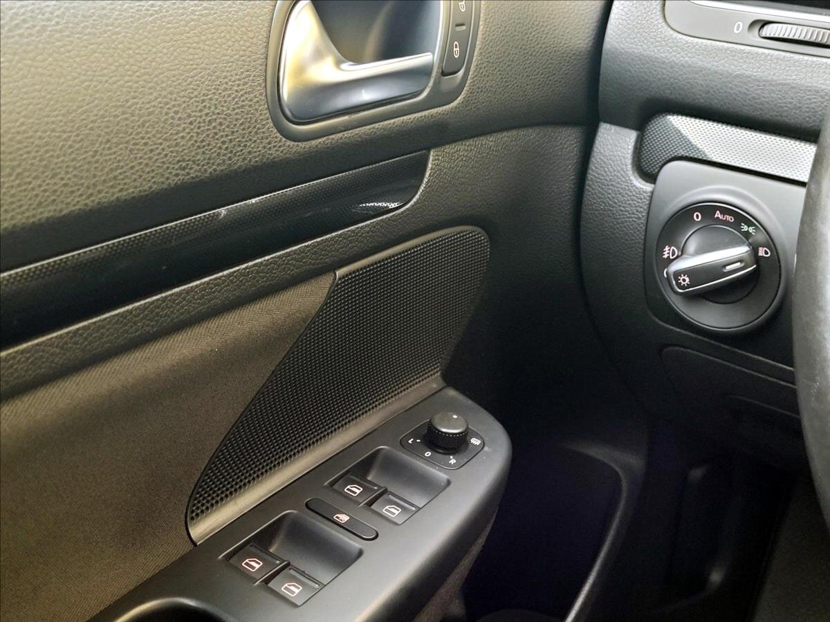 Volkswagen Golf Kombi 1,4 l 90 kw