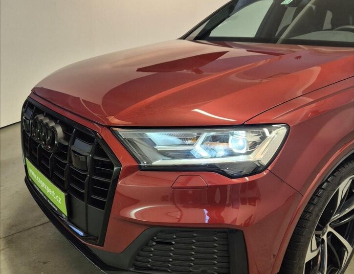 Audi Q7 SUV / Terénní 3,0 l 210 kw