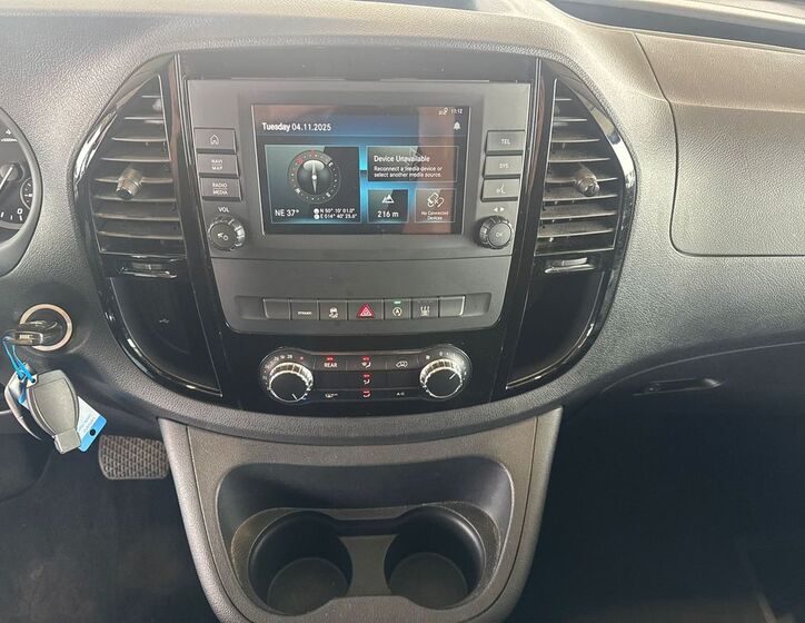 Mercedes-Benz Vito 13