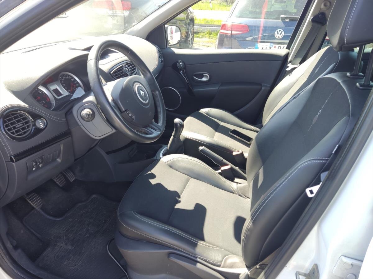 Renault Clio Hatchback 1,1 l 55 kw