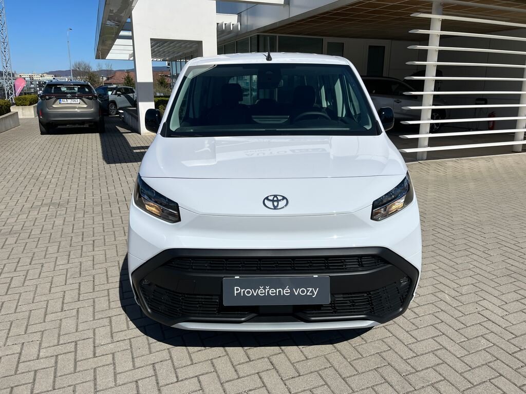 Toyota ProAce City Verso MPV 1,5 l 75 kw