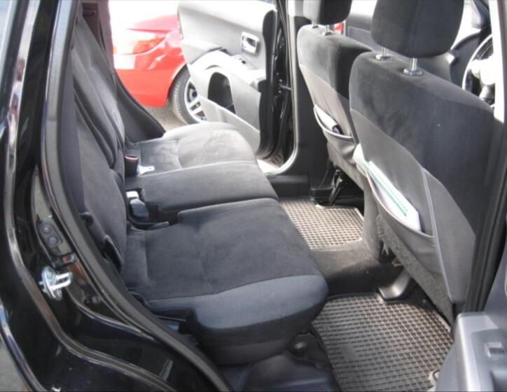 Mitsubishi Outlander 11