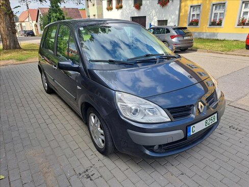 Renault Scénic Kombi 1,5 l 76 kw