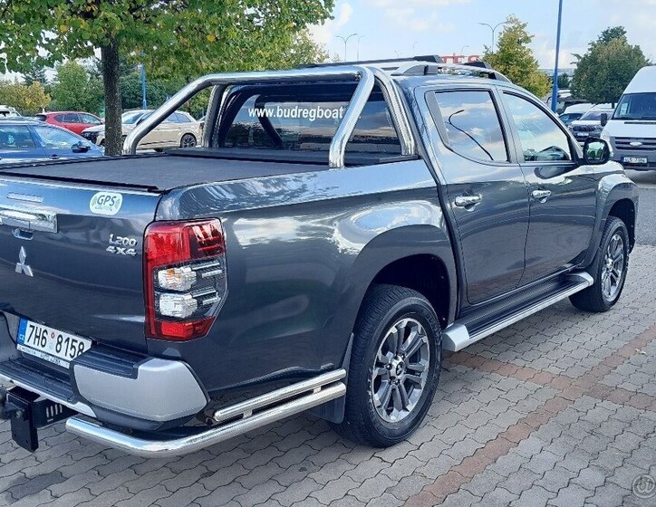 Mitsubishi L200 11
