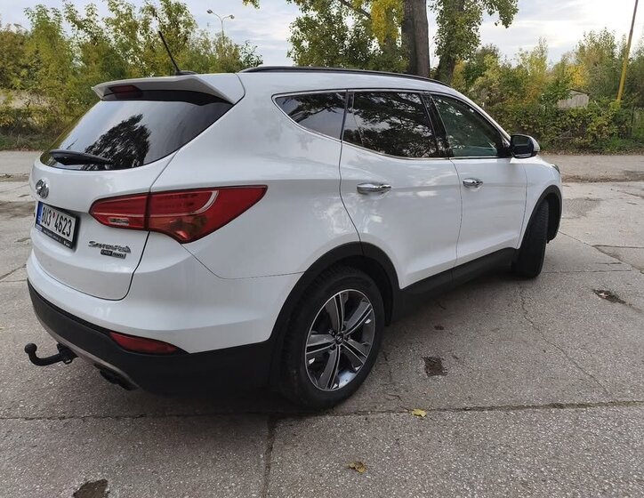 Hyundai Santa Fe SUV 2,2 l 145 kw